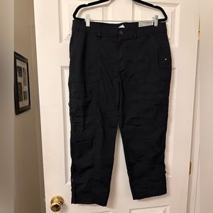 Chico's Black Casual Straight Leg Crop Pants Size 2.5 U.S. Size 14